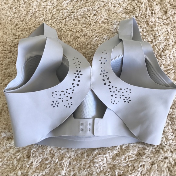 SOLD❌Victoria Secret Sport Angel Max Sports Bra - Picture 4 of 6
